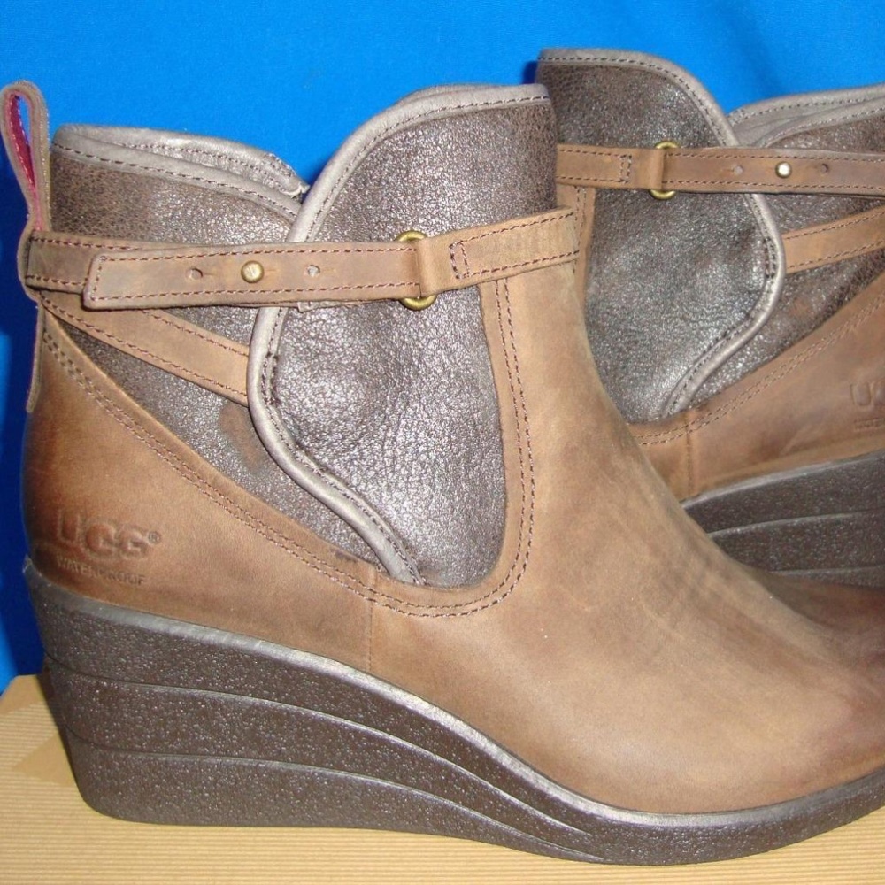 UGG EMALIE Stout Waterproof Leather Sz 7